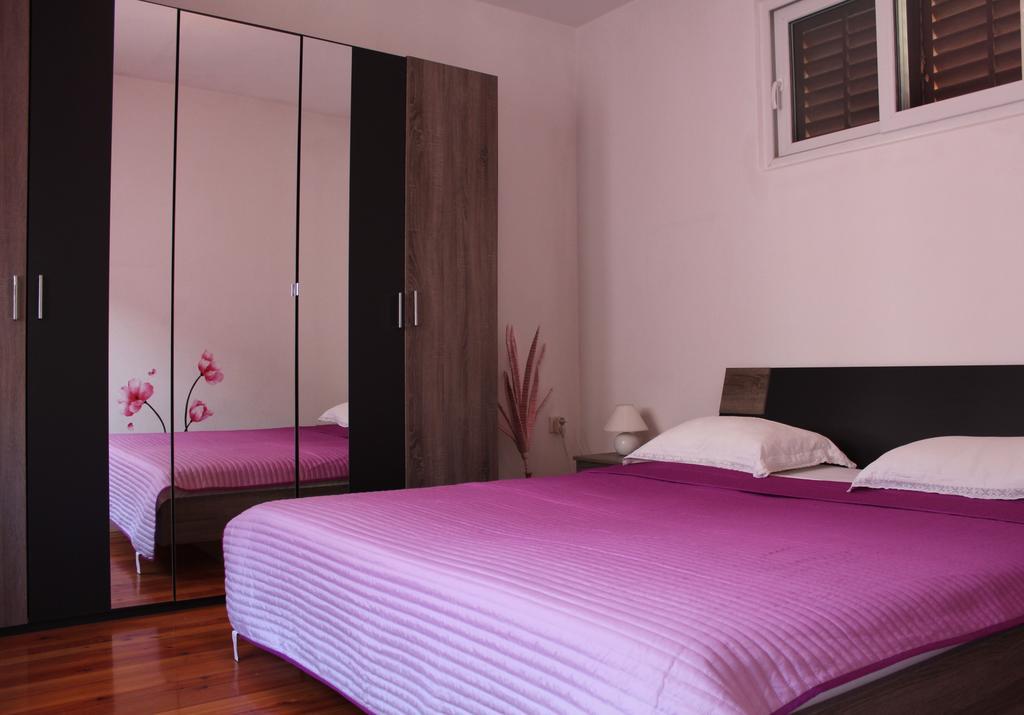Petra Apartman *